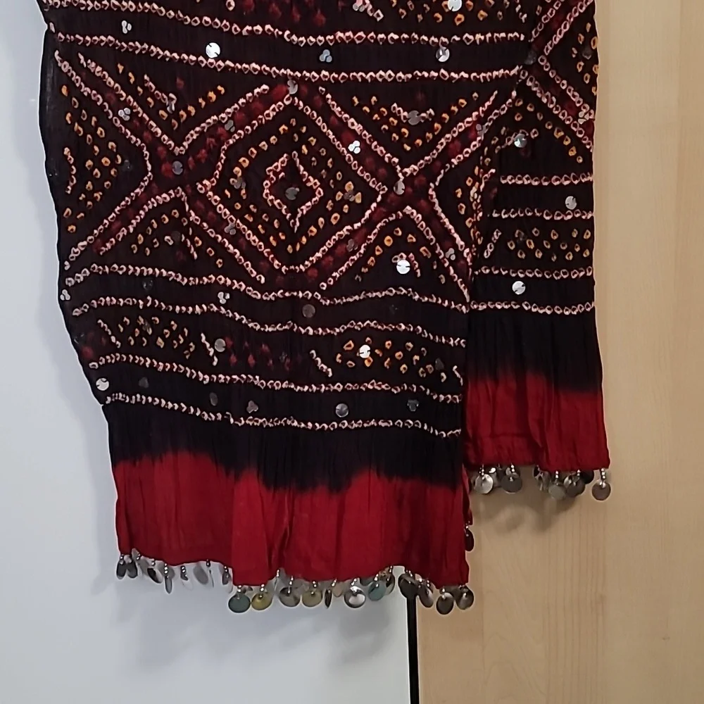 Woman's Scarf Dupatta Hand Stitched 81”x 38” Women's COOP, Sawai Madhapur, India